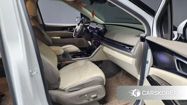 Kia Carnival 4th generation 2023 Белый из Кореи, фото 2