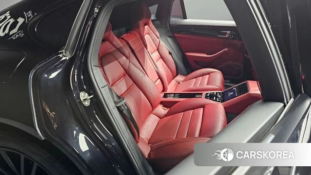Porsche Panamera (971) 2018 Черный из Кореи, фото 2