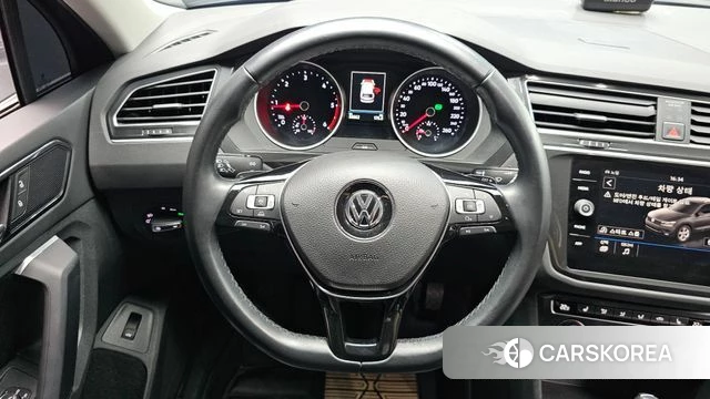 Volkswagen Tiguan second Generation 2018 Серый из Кореи, фото 2