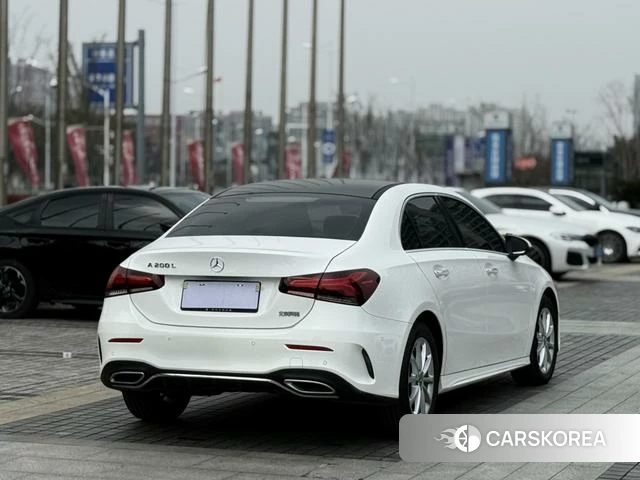 Mercedes-Benz Class A 2021 Белый из Китая, фото 2