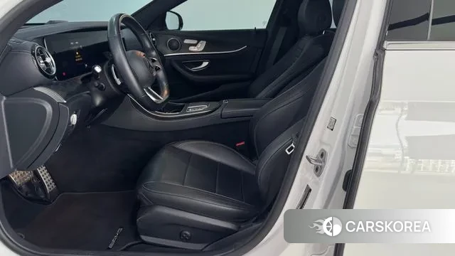 Mercedes-Benz E-Class W213 2020 Белый из Кореи, фото 2