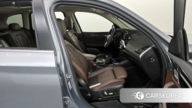 BMW X3 (G01) 2022 Серый из Кореи, фото 2