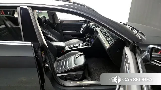 Volkswagen Arteon 2019 Серый из Кореи, фото 2