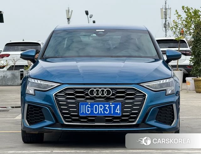 Audi A3 2021 Синий из Китая, фото 2
