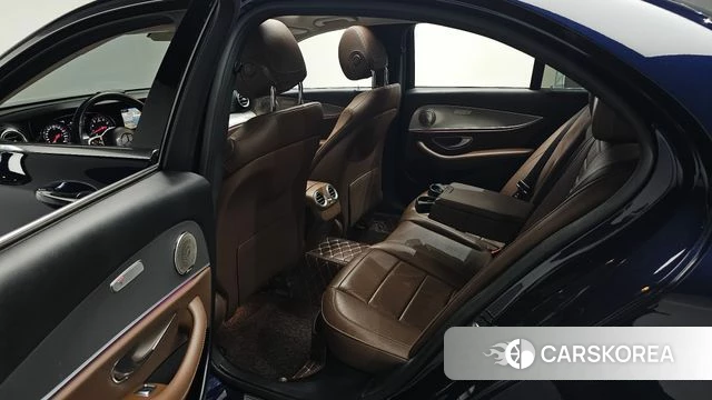 Mercedes-Benz E-Class W213 2019 Синий из Кореи, фото 2
