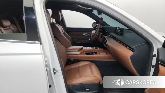 Genesis GV70 2021 Белый из Кореи, фото 2