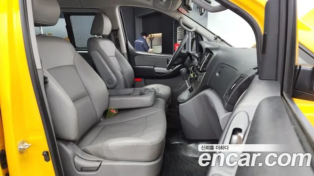 Hyundai The New Grand Starex 2019 Желтый из Кореи, фото 2