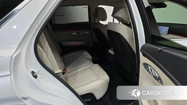 Genesis GV70 2025 Белый из Кореи, фото 2