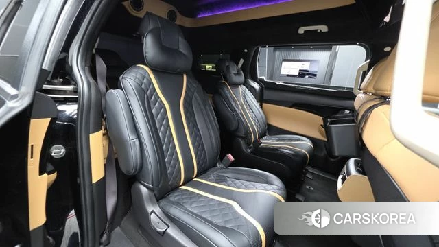 Kia Carnival 4th generation 2022 Черный из Кореи, фото 2