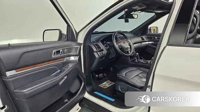 Ford Explorer 2019 Белый из Кореи, фото 2