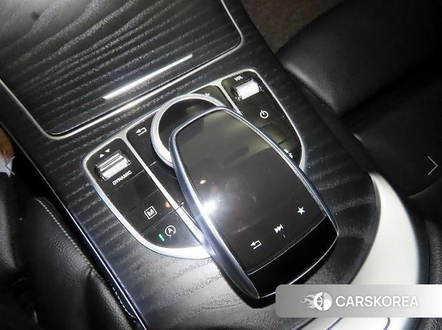 Mercedes-Benz GLC-Class X253 2019 Белый из Кореи, фото 2