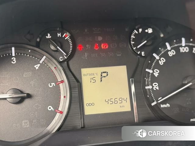 Toyota Prado (imported) 2024 Белый из Китая, фото 2