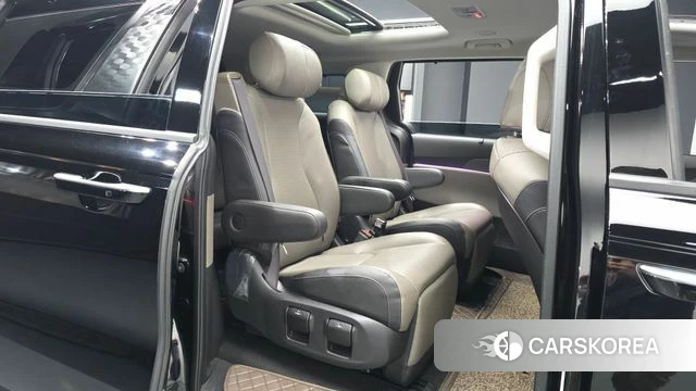 Kia The New Carnival 4th Generation 2023 Черный из Кореи, фото 2