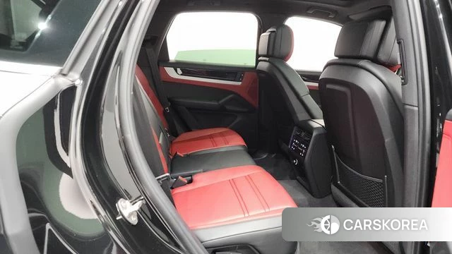 Porsche Cayenne (PO536) 2025 Черный из Кореи, фото 2