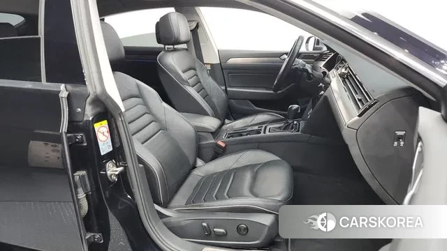 Volkswagen Arteon 2020 Черный из Кореи, фото 2