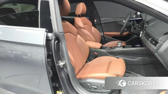 Audi A5 (F5) 2023 Серый из Кореи, фото 2
