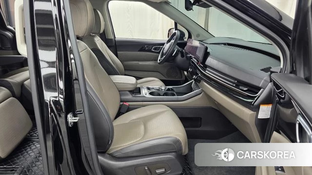 Kia The New Carnival 4th Generation 2024 Черный из Кореи, фото 2