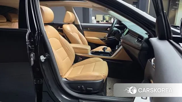 Kia K7 Premier 2020 Черный из Кореи, фото 2