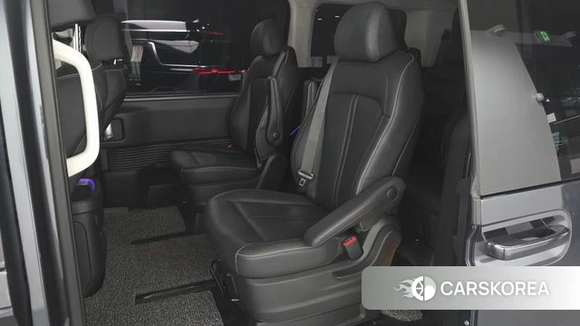 Hyundai Staria 2024 Серый из Кореи, фото 2