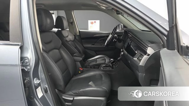 Ssangyong Beautiful Korando 2019 Серый из Кореи, фото 2