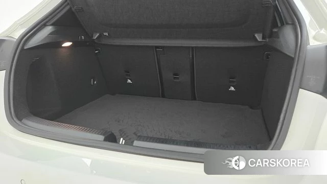 Mercedes-Benz A-Class W177 2025 Белый из Кореи, фото 2