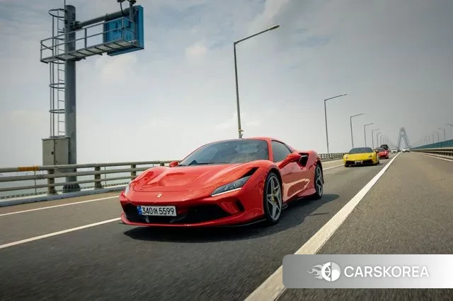 Ferrari F8 Spider 2023 Красный из Кореи, фото 2