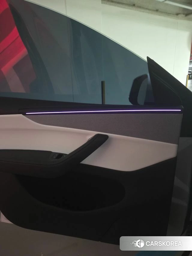 Tesla Model Y 2025 Белый из Кореи, фото 2