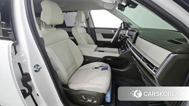 Hyundai Santa Fe (MX5) 2024 Белый из Кореи, фото 2