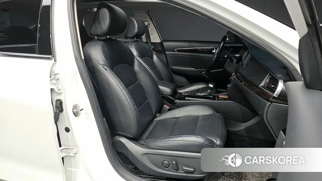 Kia Come New K7 2018 Белый из Кореи, фото 2