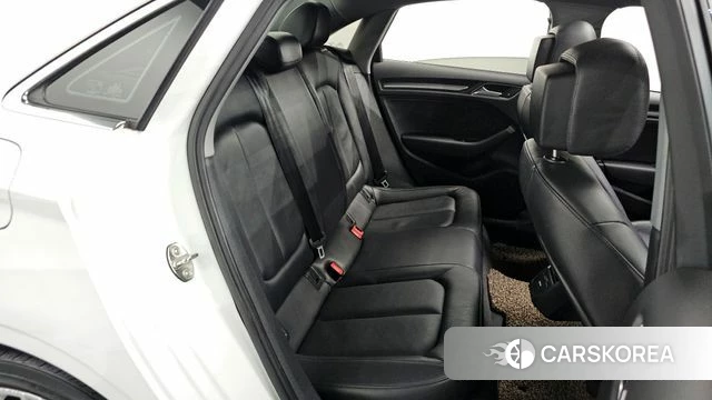 Audi New A3 2018 Белый из Кореи, фото 2