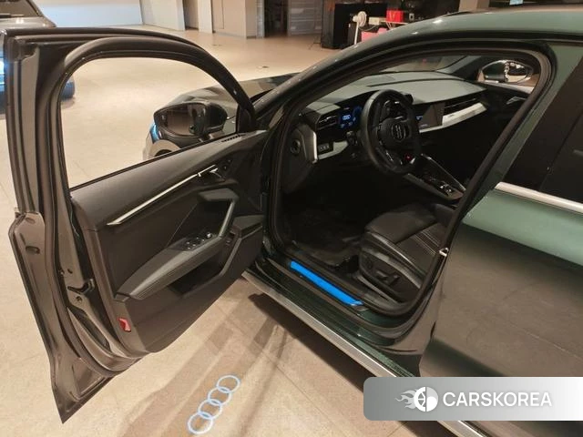 Audi A3 2023 Зеленый из Китая, фото 2