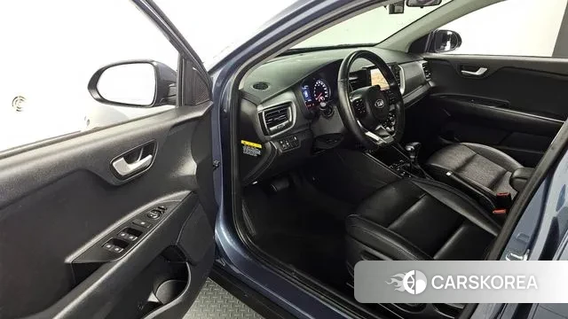 Kia Stonic 2019 Синий из Кореи, фото 2
