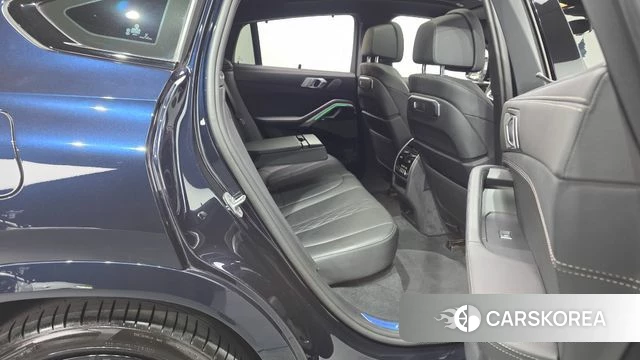BMW X6 (G06) 2024 Черный из Кореи, фото 2