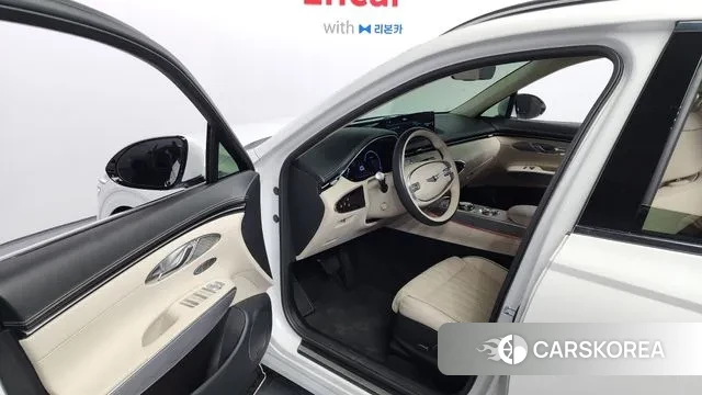 Genesis GV70 2021 Белый из Кореи, фото 2