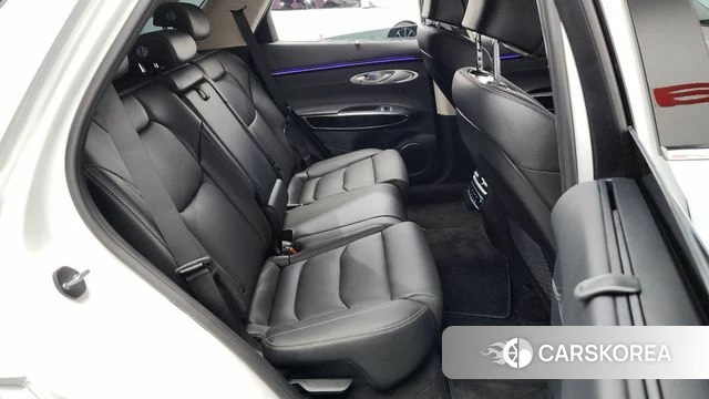 Genesis GV70 2025 Белый из Кореи, фото 2