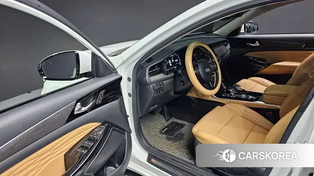 Kia K7 Premier 2021 Белый из Кореи, фото 2