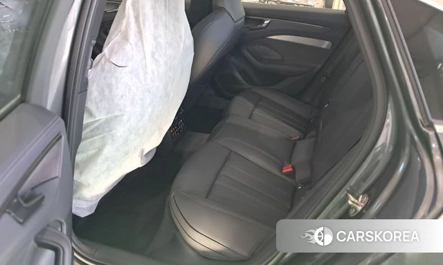 Audi A6 (C9) 2026 Серый из Кореи, фото 2