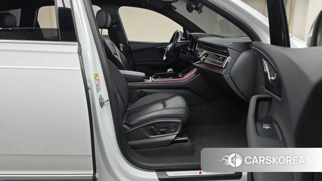 Audi Q7 (4M) 2021 Белый из Кореи, фото 2