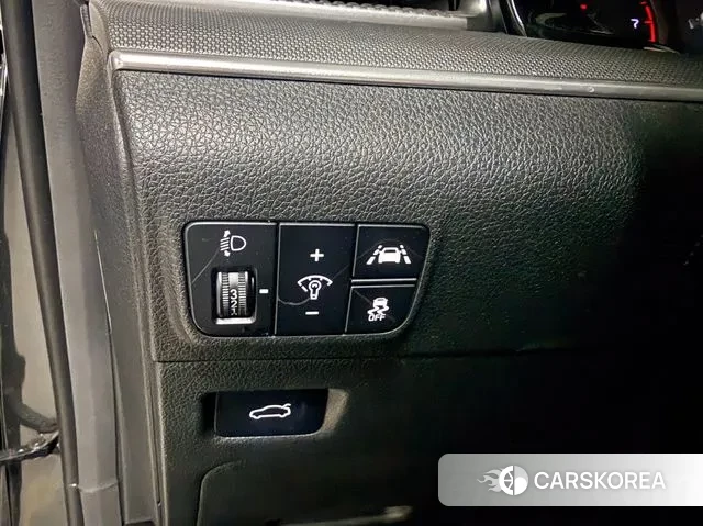 Kia K5 3rd generation 2020 Серый из Кореи, фото 2