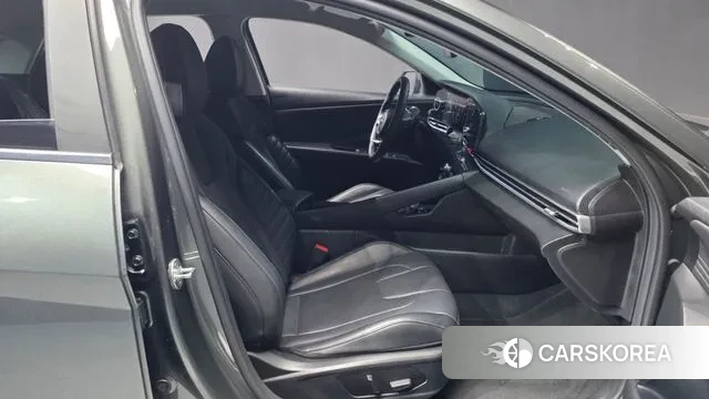 Hyundai Avante Hybrid (CN7) 2022 Серый из Кореи, фото 2