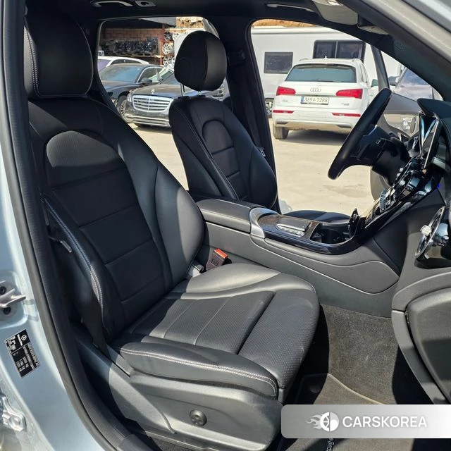 Mercedes-Benz GLC-Class X253 2022 Серебряный из Кореи, фото 2