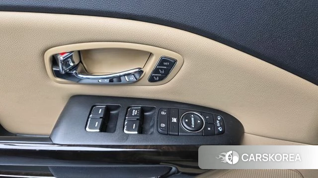Kia The New Carnival 2019 Черный из Кореи, фото 2