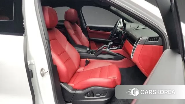 Porsche Cayenne (PO536) 2023 Белый из Кореи, фото 2