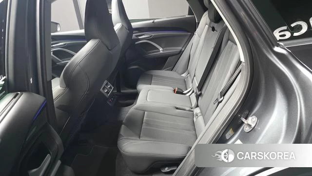 Audi Q5 (80A) 2025 Серый из Кореи, фото 2