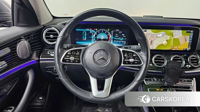Mercedes-Benz E-Class W213 2019 Серый из Кореи, фото 2