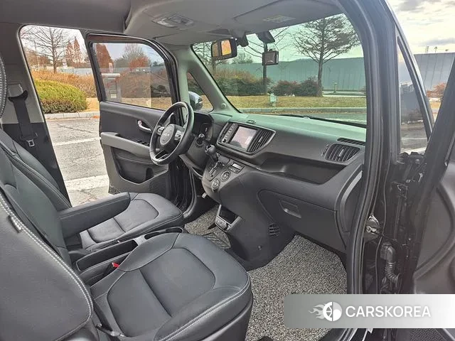 Kia The New Kia Ray 2023 Черный из Кореи, фото 2