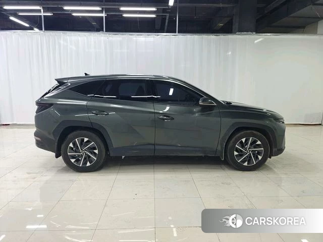 Hyundai Tucson 2021 Темно-серый из Китая, фото 2
