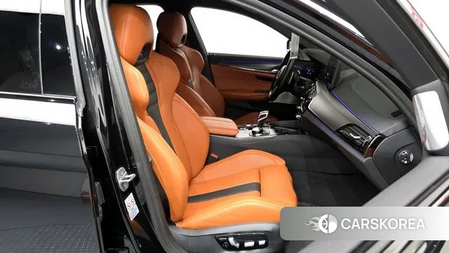 BMW M5 (F90) 2022 Черный из Кореи, фото 2