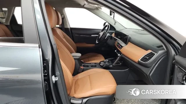 Kia The New Seltos 2023 Серый из Кореи, фото 2