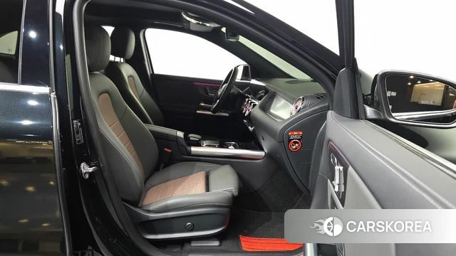 Mercedes-Benz EQA H243 2023 Черный из Кореи, фото 2